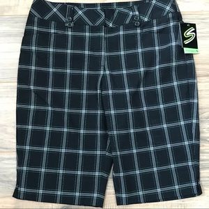 Ladies Swing Signature Golf Shorts